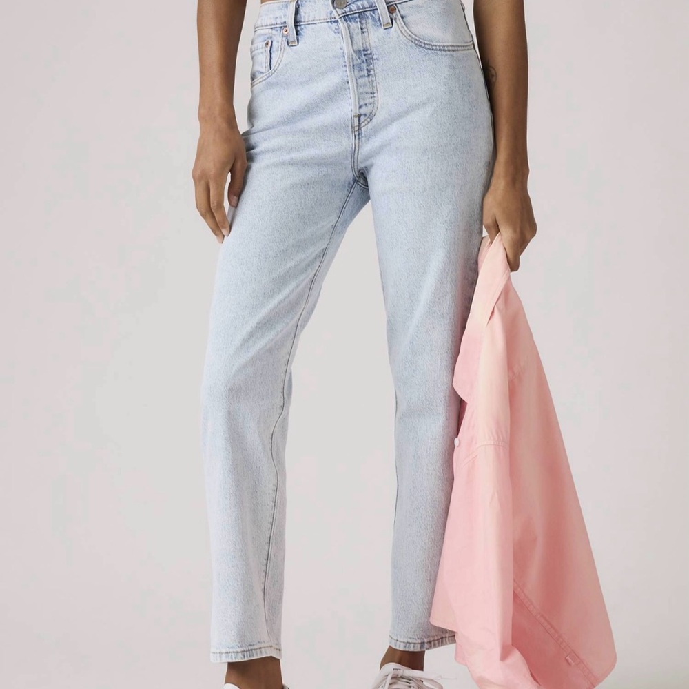 Levi’s Premium Cropped Jeans